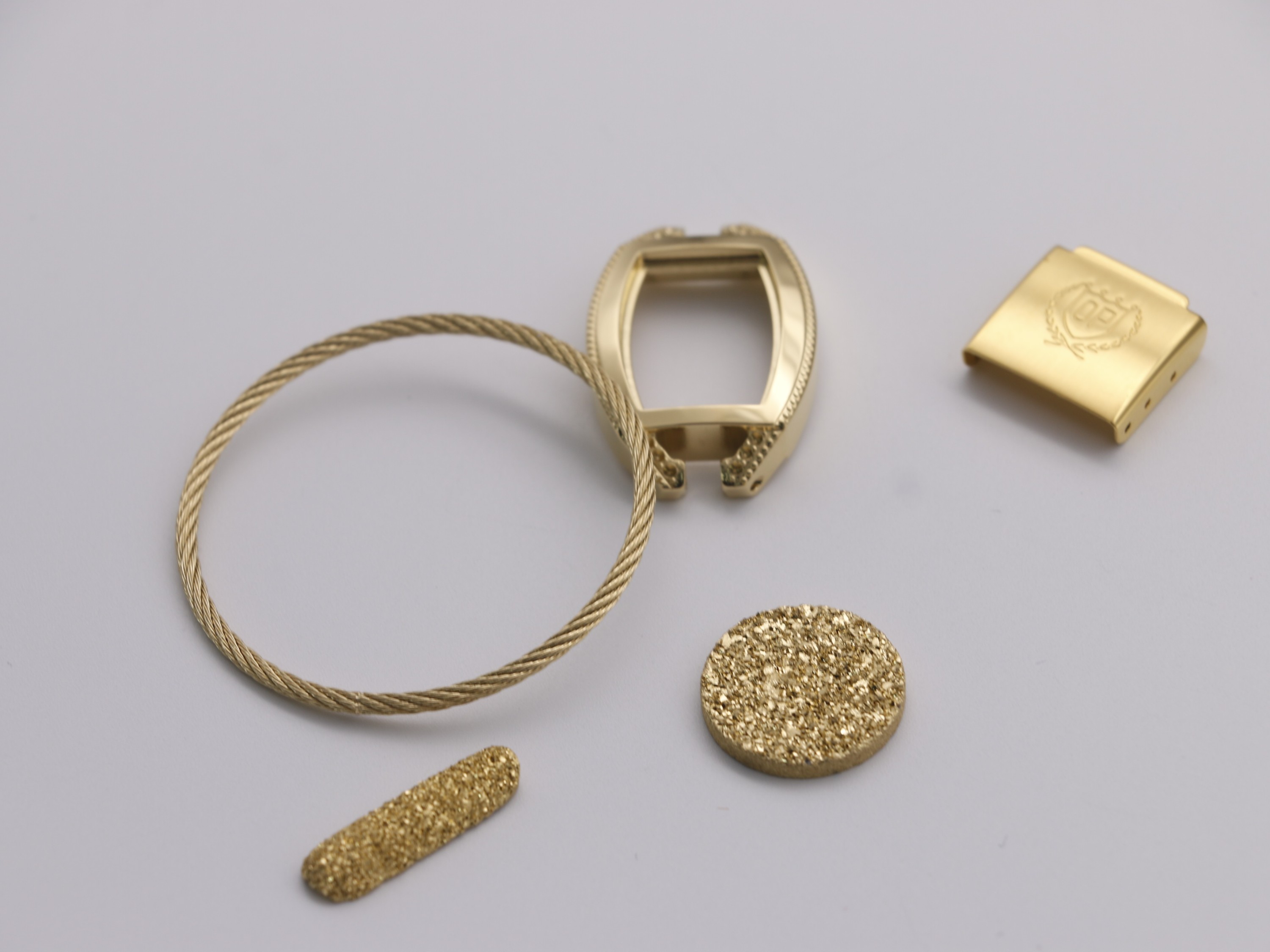 金色真空香蕉视频色版