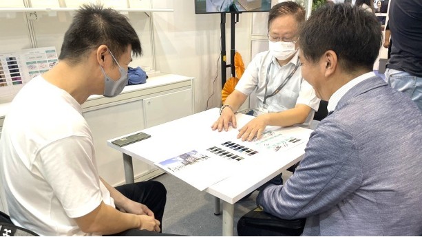 真空香蕉视频色版