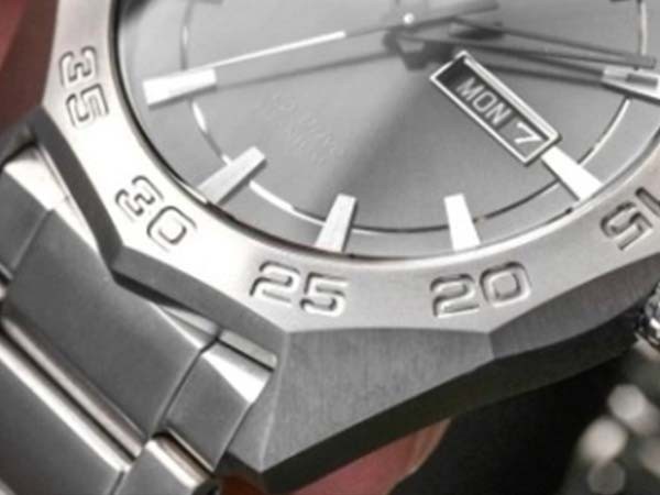 香蕉视频污污下载pvd镀金属钛TiC膜层开发香蕉视频色版APP