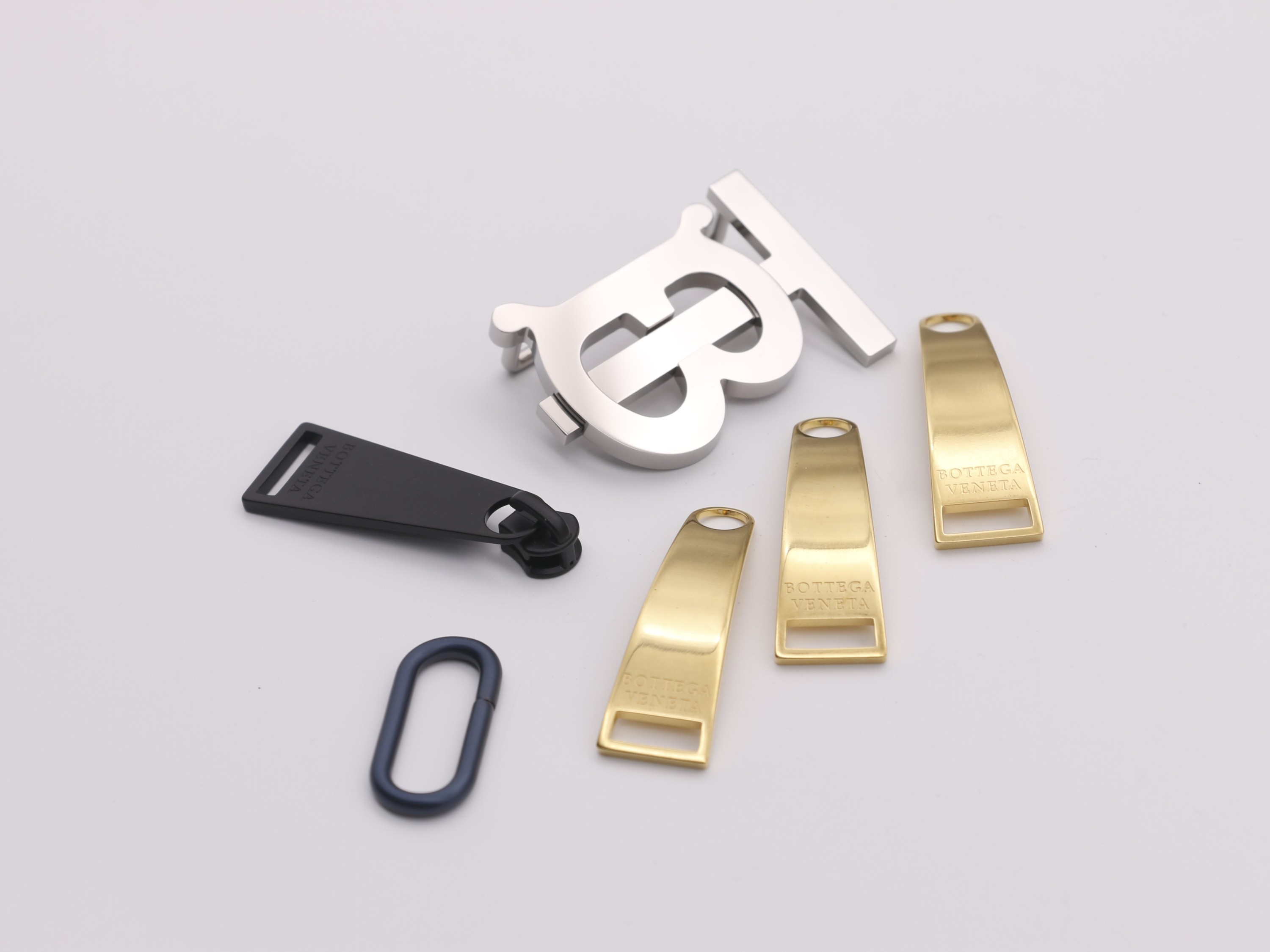 金色真空香蕉视频色版